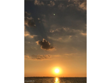 Beach Condo For Sale in Fort Myers, Florida