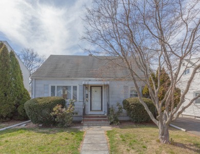 Beach Home Sale Pending in Stamford, Connecticut