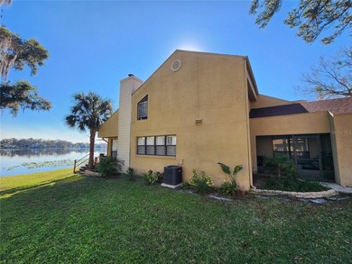 Beach Townhome/Townhouse For Sale in Tampa, Florida