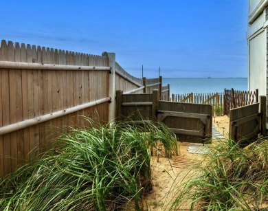 Beach Condo For Sale in Truro, Massachusetts