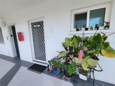 Beach Condo For Sale in Bradenton, Florida