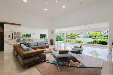 Beach Home For Sale in Honolulu, Hawaii