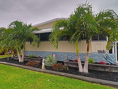 Beach Home Active Under Contract in Boynton Beach, Florida