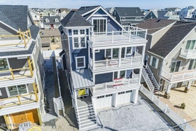 Beach Home For Sale in Ortley Beach, New Jersey