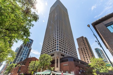 Beach Condo Active Under Contract in Chicago, Illinois