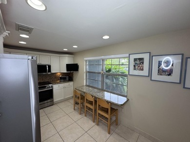 Beach Condo For Sale in Pompano Beach, Florida