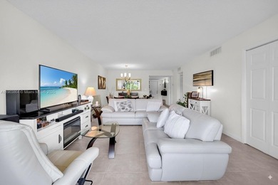 Beach Condo For Sale in Pompano Beach, Florida