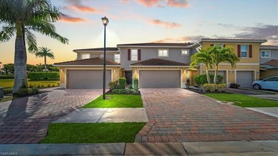 Beach Townhome/Townhouse For Sale in Fort Myers, Florida