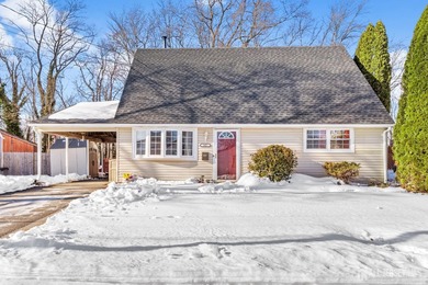 Beach Home Active Under Contract in Old Bridge, New Jersey