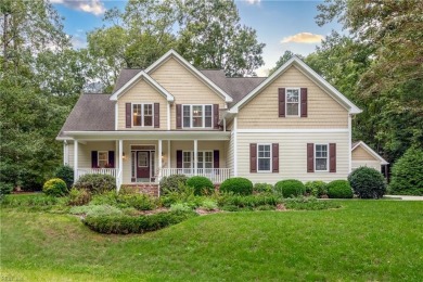 Beach Home For Sale in Hartfield, Virginia