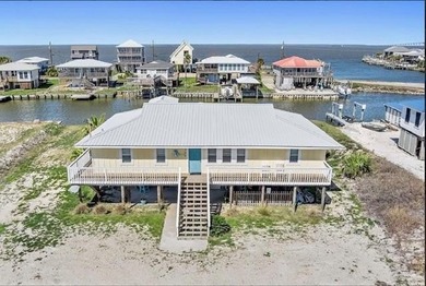 Beach Home For Sale in Dauphin Island, AL
