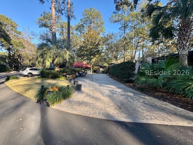 Beach Lot For Sale in Hilton Head Island, South Carolina