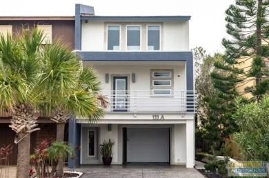 Beach Townhome/Townhouse For Sale in South Padre Island, Texas