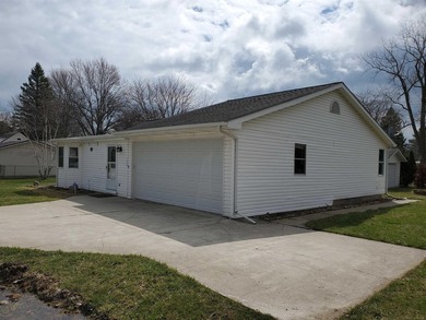 Beach Home For Sale in Lexington, Michigan