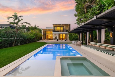 Beach Home For Sale in Miami Beach, Florida