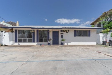 Beach Home For Sale in Wailuku, Hawaii