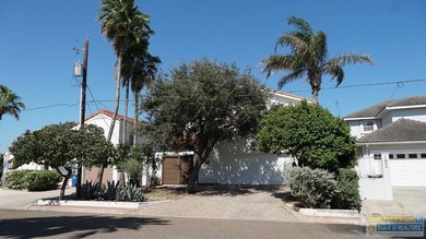 Beach Home For Sale in Port Isabel, Texas