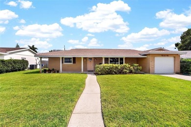 Beach Home For Sale in St. Petersburg, Florida
