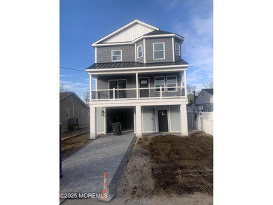 Beach Home For Sale in Brick, New Jersey