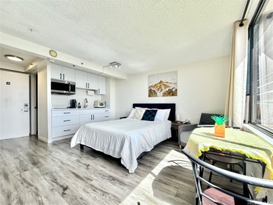 Beach Condo For Sale in Honolulu, Hawaii