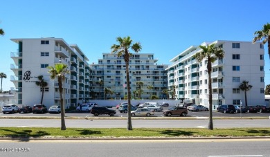 Beach Condo For Sale in Daytona Beach, Florida