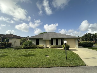 Beach Home For Sale in Delray Beach, Florida