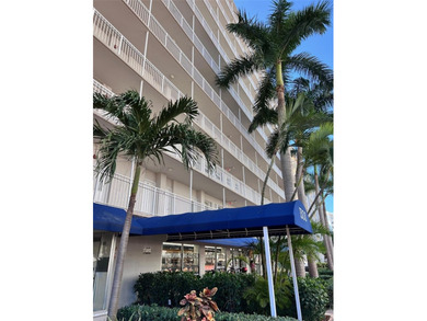 Beach Condo For Sale in Miami Beach, Florida