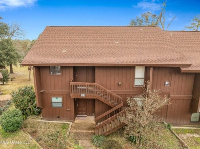 Beach Condo For Sale in Diamondhead, Mississippi