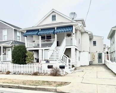 Beach Townhome/Townhouse For Sale in Ventnor, New Jersey