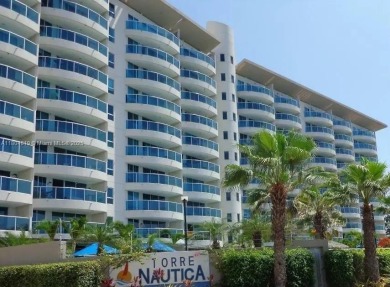 Beach Condo For Sale in , 