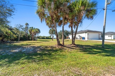 Beach Home For Sale in Fort Myers, Florida