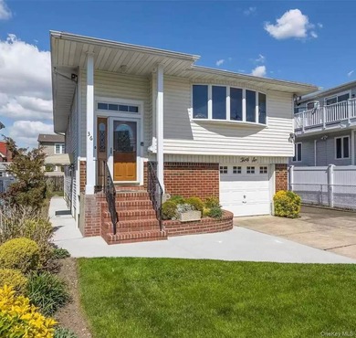 Beach Home For Sale in East Rockaway, New York