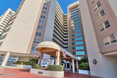 Beach Condo For Sale in Daytona Beach, Florida