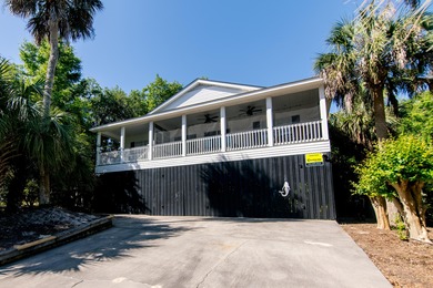 Beach Home For Sale in Edisto Island, South Carolina