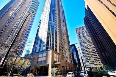 Beach Condo For Sale in Chicago, Illinois