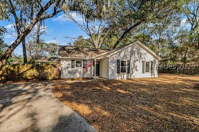 Beach Home For Sale in Beaufort, South Carolina