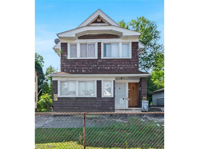 Beach Home For Sale in Cleveland, Ohio