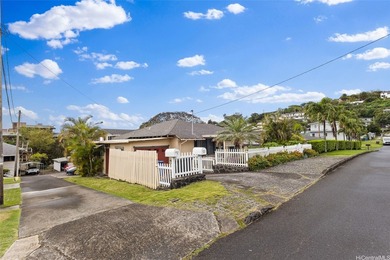 Beach Home For Sale in Honolulu, Hawaii