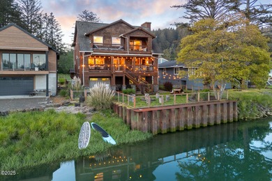 Beach Home For Sale in Pacific City, Oregon