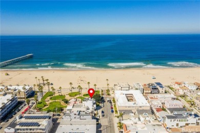 Beach Townhome/Townhouse For Sale in Hermosa Beach, California