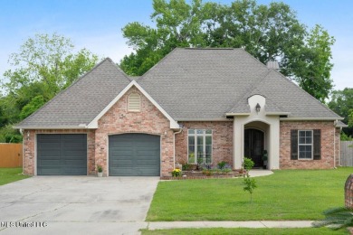 Beach Home Sale Pending in Long Beach, Mississippi