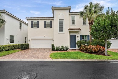 Beach Home For Sale in Boynton Beach, Florida