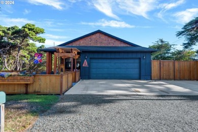 Beach Home For Sale in Bandon, Oregon