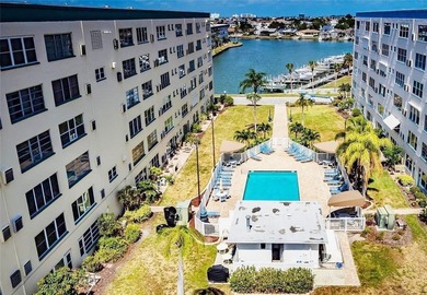 Beach Condo For Sale in Gulfport, Florida