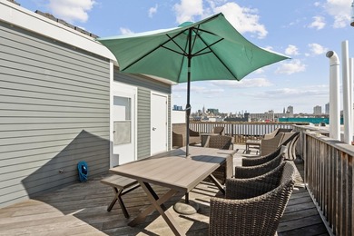 Beach Condo For Sale in Hoboken, New Jersey