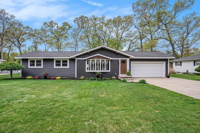 Beach Home For Sale in Muskegon, Michigan