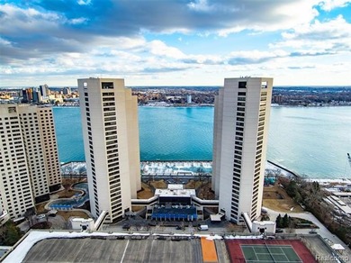 Beach Condo For Sale in Detroit, Michigan