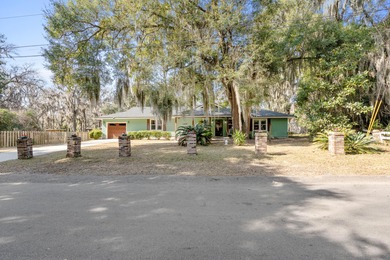 Beach Home For Sale in Beaufort, South Carolina