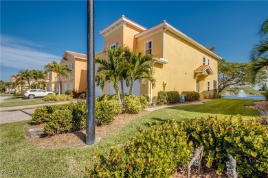Beach Townhome/Townhouse For Sale in Fort Myers, Florida