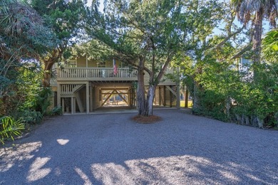 Beach Home For Sale in Edisto Beach, South Carolina